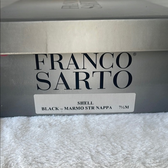 Elegant Black Women's Heeled Loafers Franco sarto - Picture 8 of 8